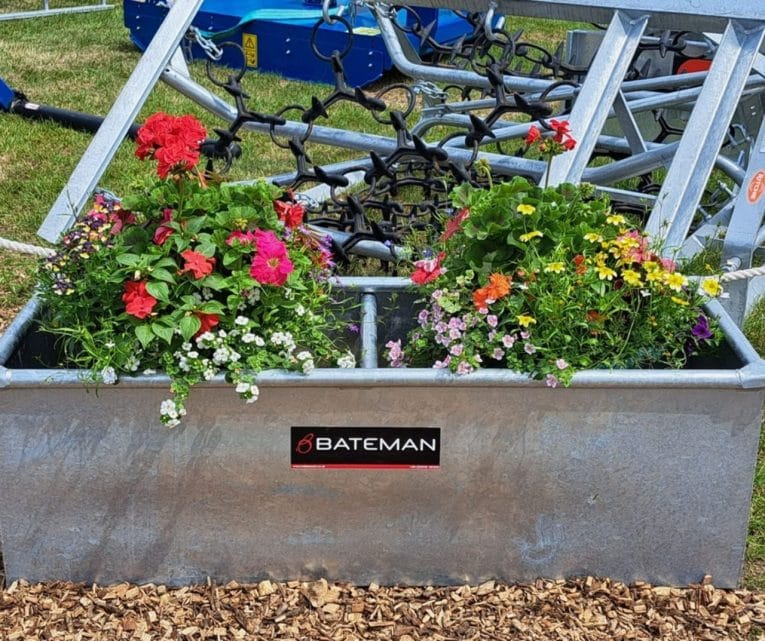 BATEMAN PLANTER
