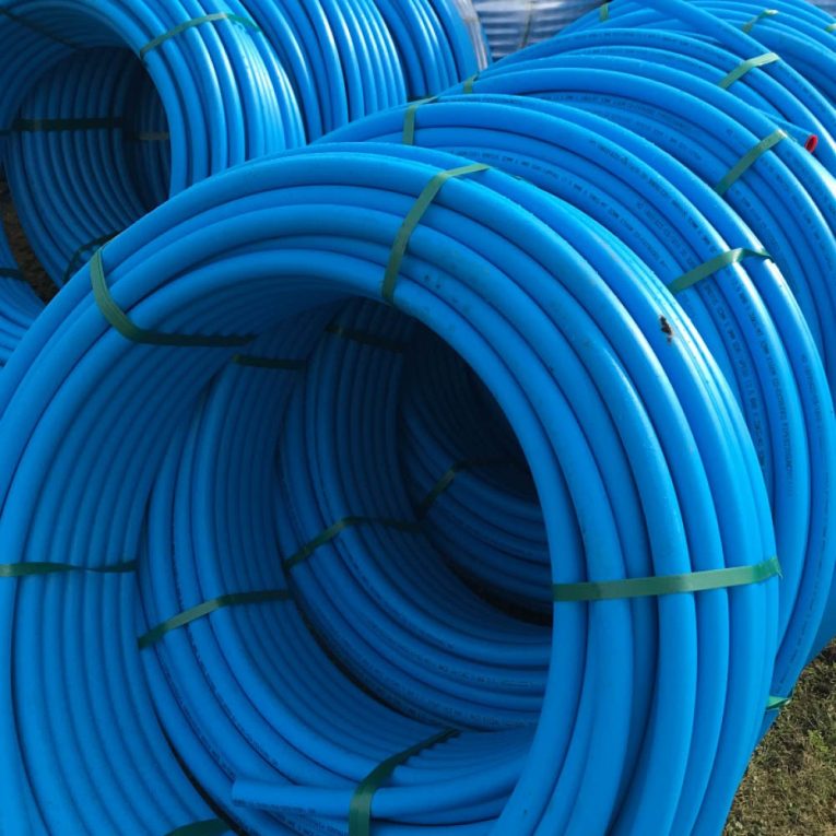BLUE MDPE PIPE