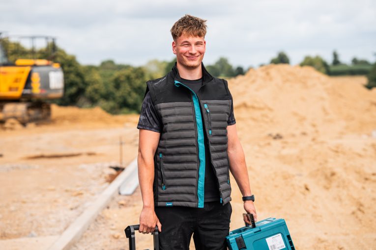 Makita Shield Bodywarmer Lifestyle 6